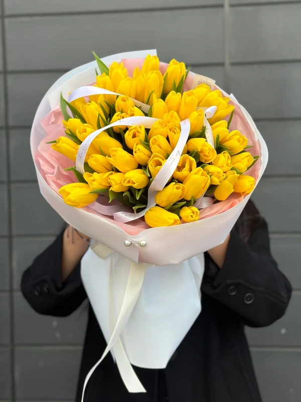 Букет из 51 тюльпана "Yellow"